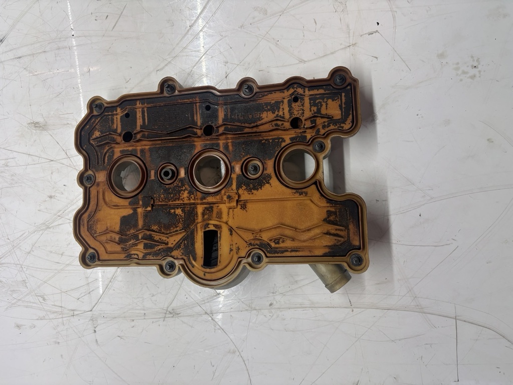 [MTD-495835] Tapa de balancines Audi Q7 4LB 3.0 TFSI quattro CJWC CJW 06E103471P