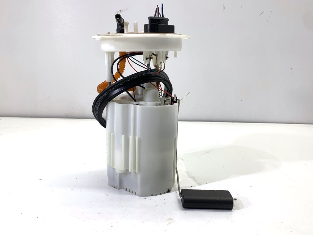 [STARK-837224] Bomba de combustible SKODA FABIA III (NJ3) 1.0 44 kW 2014-2022
