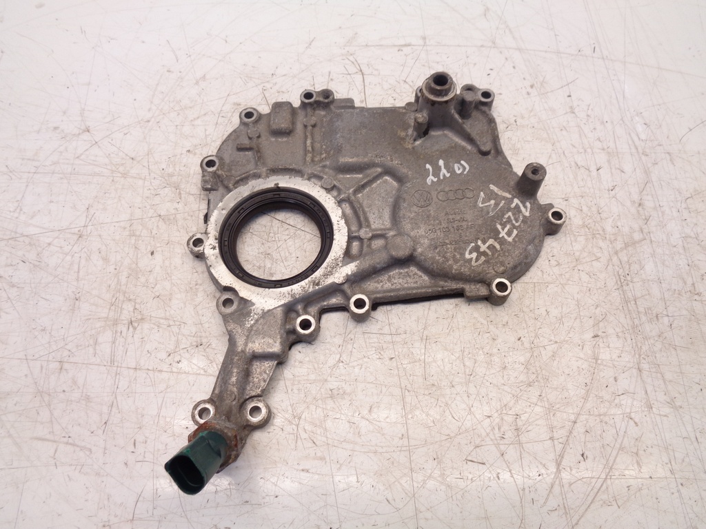 [MTD-380727] Tapa frontal Audi A5 Q5 A4 3.0 TDI CCWA CCW 059103153AR
