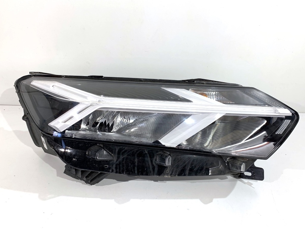[STARK-853552] Faros delanteros derecho Dacia Sandero III 1.0 TCe 100 2021-2022