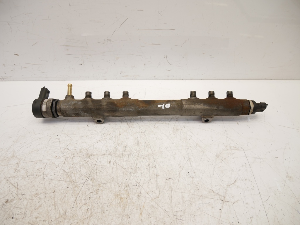 [MTD-386511] Flauta de inyectores Volvo V50 2.4 D5 D D5244T8 30777554 0445215023