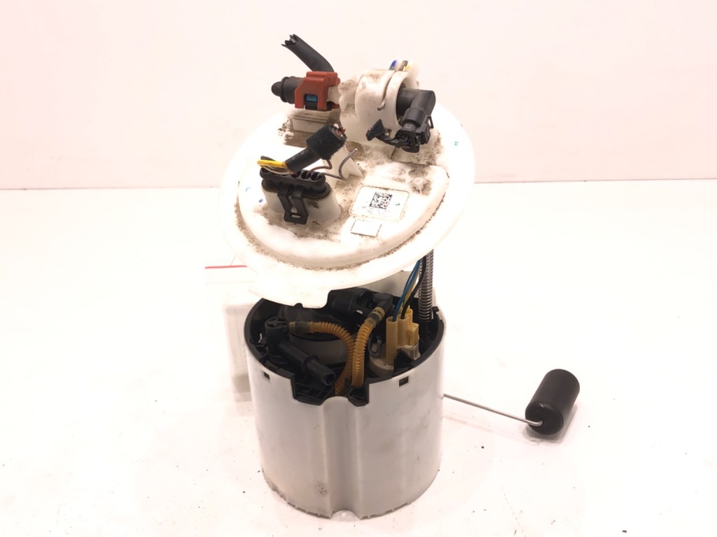 [STARK-608796] Bomba de combustible KIA Stinger (CK) 3.3 T-GDi 4WD 2017-2022