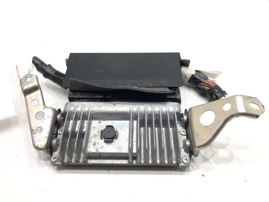 [STARK-633818] Centralita motor Toyota Yaris (_P13_) 1.5 (NSP131_) 2010-2022