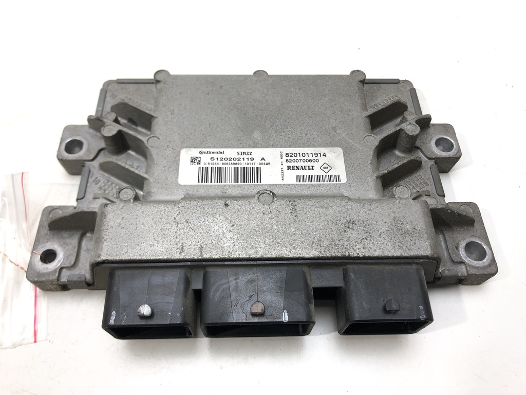 [STARK-429561] Centralita motor RENAULT CLIO III 1.6 16V GT 94kW 8201011914
