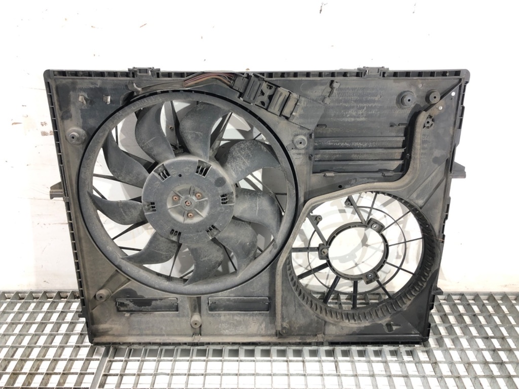 [STARK-662384] Ventilador del radiador VW Touareg (7LA, 7L6, 7L7) 2002-2013
