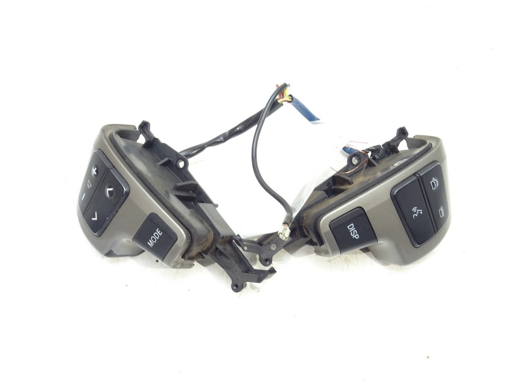 [STARK-434212] Interruptores de volante Toyota Land Cruiser 200 (_J2_) 2007-2022