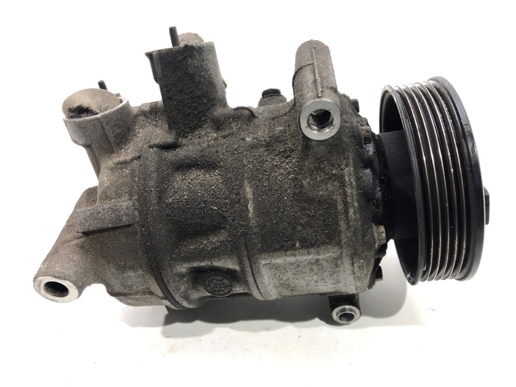 [STARK-551292] Compresor de aire acondicionado VW Golf VI Variant (AJ5) 1.2 TSI 77 kW 2009-2013