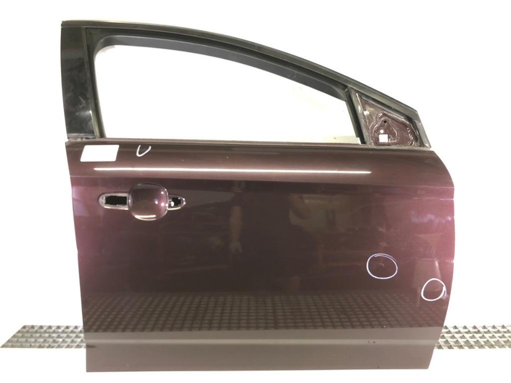 [STARK-588016] Puerta delantera derecha Ford Mondeo IV (BA7) 2007-2015