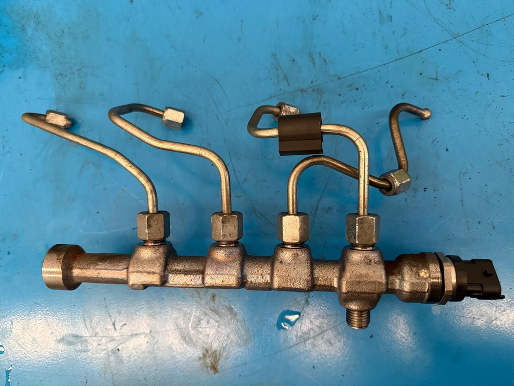 [INY00183] Rampa inyectora Opel Insignia 2.0 CDTi A20DTH A20DTE 55576177 0445214221