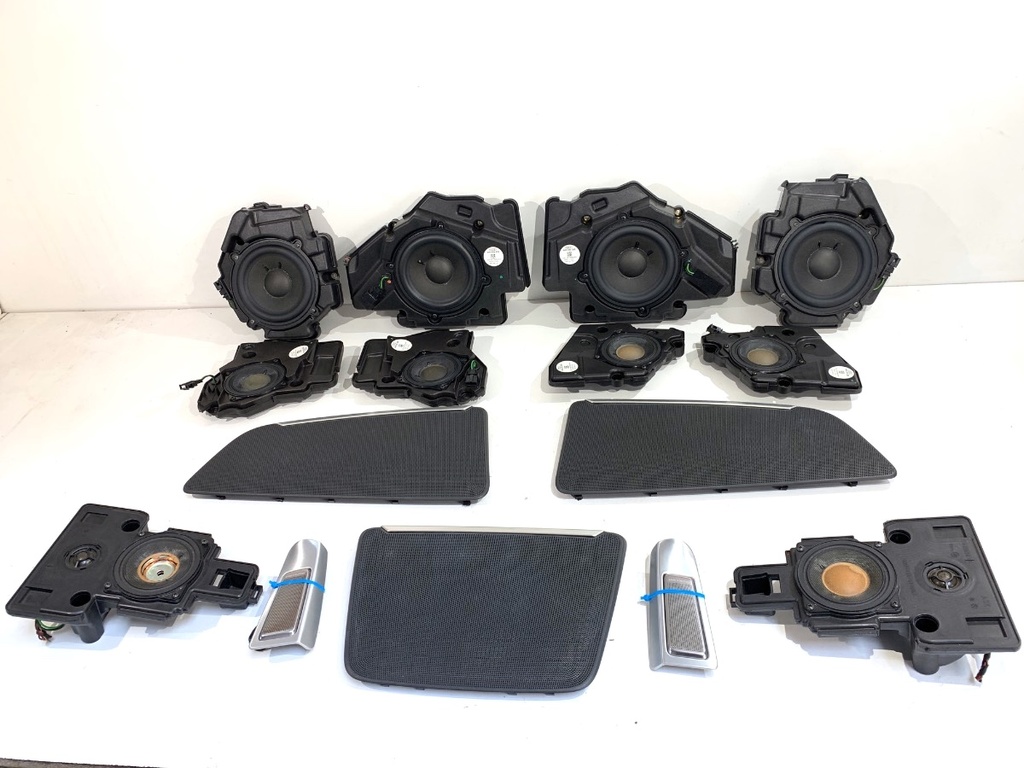 [STARK-892330] Juego de altavoces AUDI A8 D4 (4H2, 4H8, 4HC, 4HL) 2009-2018
