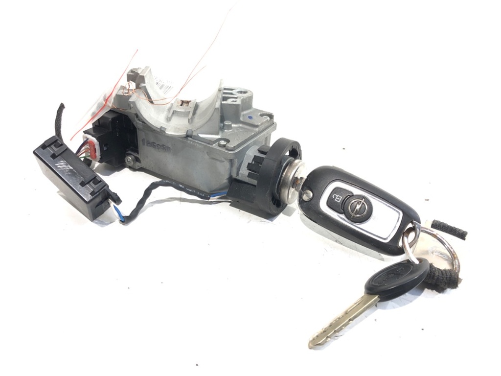 [STARK-775781] Portavasos OPEL ASTRA K (B16) 2015-2022