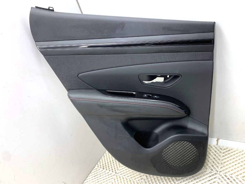[STARK-802339] Panel de puerta trasera izquierda Hyundai Tucson (NX4E, NX4A) 2020-2022