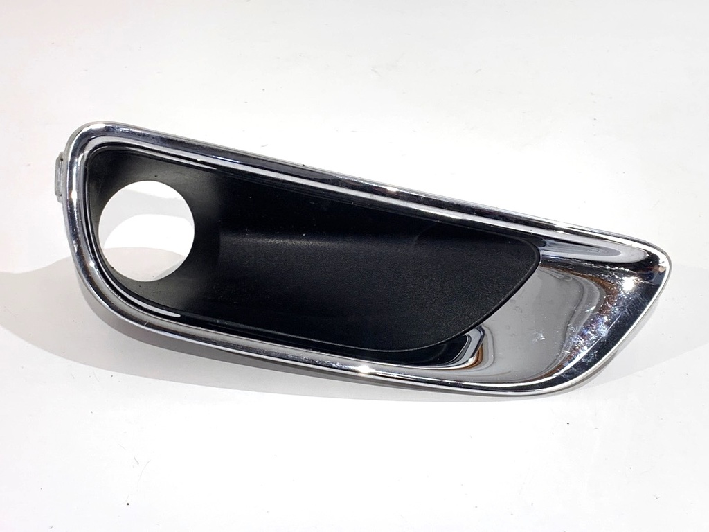 [STARK-806902] Rejilla de parachoques delantera derecha JEEP Grand Cherokee IV (WK, WK2) 2010-2022