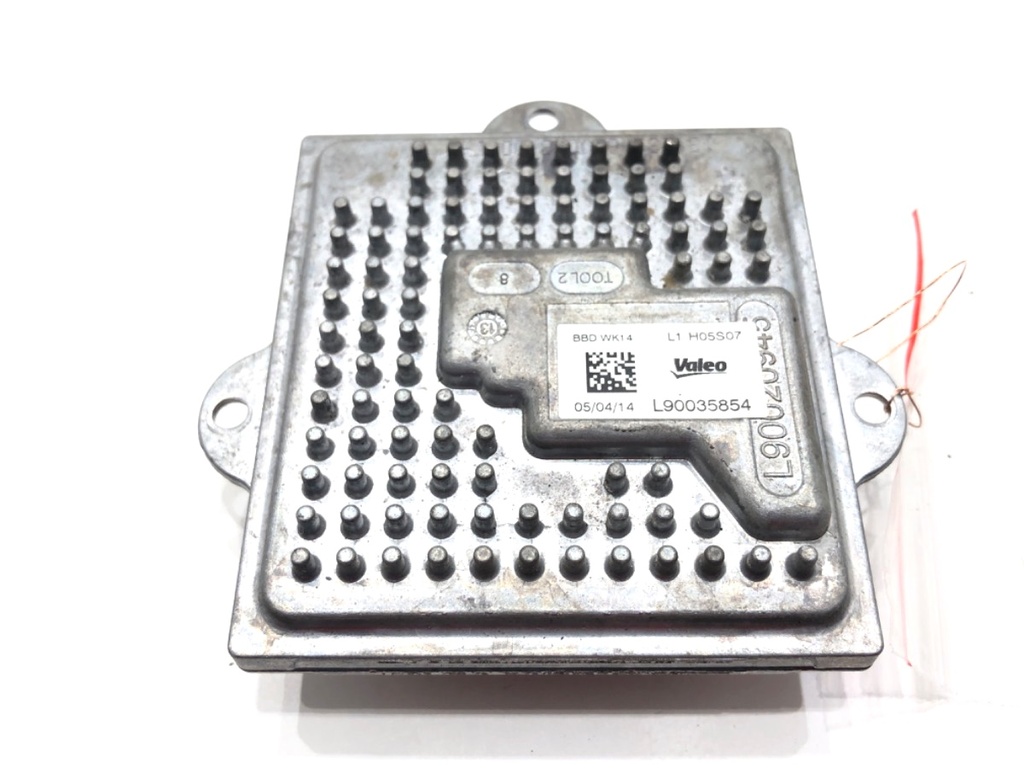 [STARK-806930] Convertidor de xenón Jeep Grand Cherokee IV (WK, WK2) 2010-2022 3.0 CRD V6 4x4