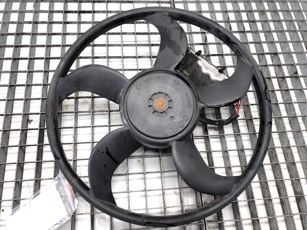 [STARK-820005] Ventilador del radiador VW Golf VI Variant (AJ5) 1.6 TDI 105 CV 2009-2013