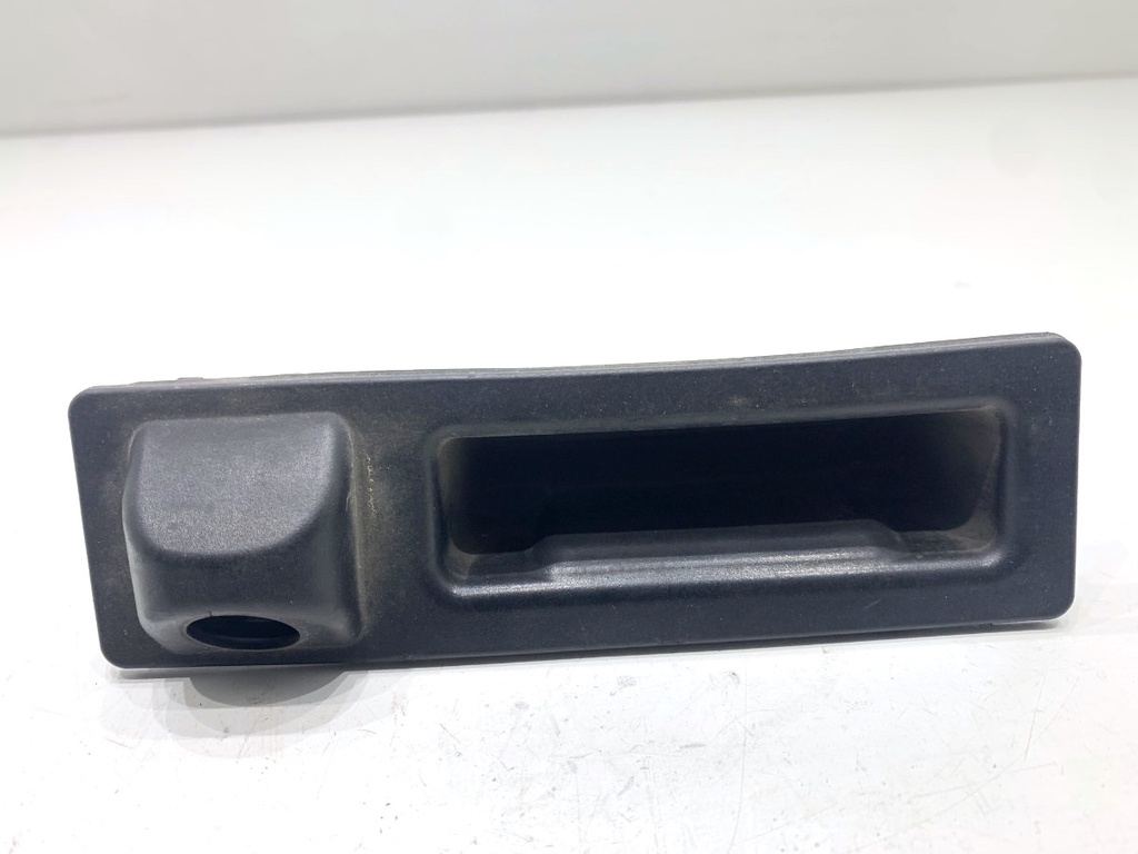[STARK-826176] Tirador de portón trasero BMW Serie 3 Gran Turismo (F34) 2012-2022