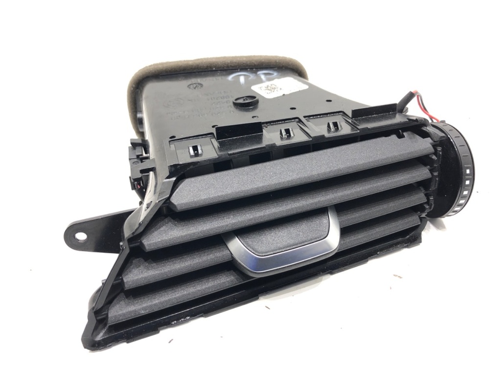 [STARK-827565] Rejilla de ventilación delantera derecha BMW 5 (G30, F90) 2016-2022