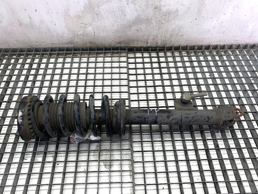 [STARK-829768] Amortiguador delantero derecho Chrysler 300C (LX, LE) 2004-2022 3.0 CRD