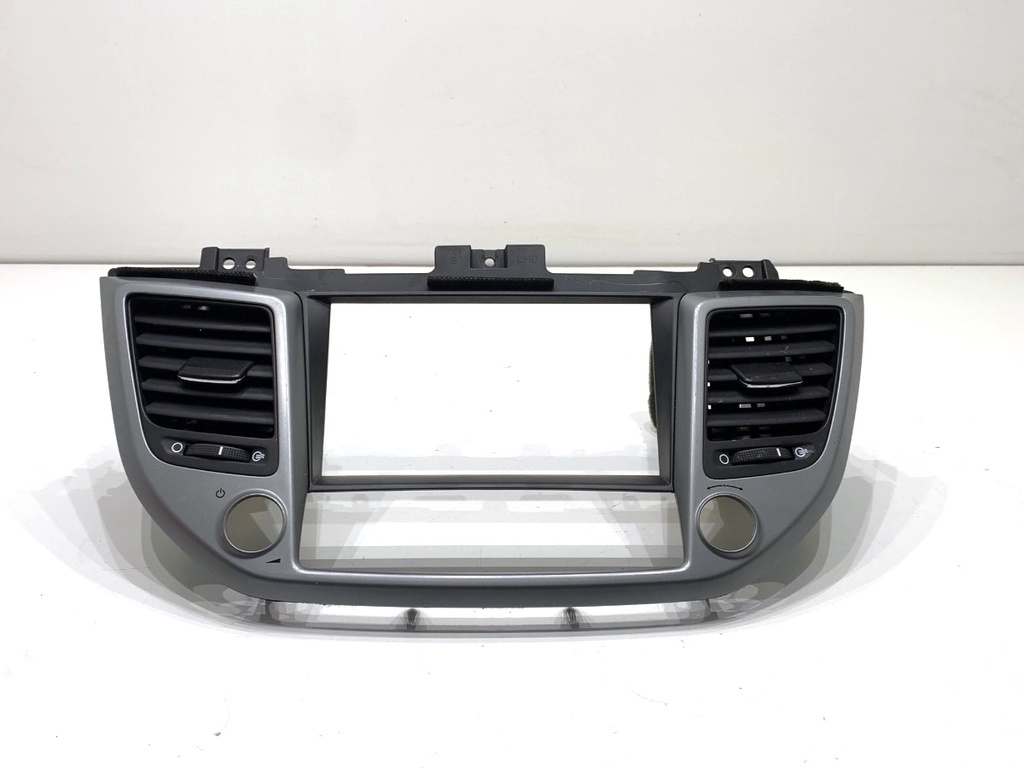 [STARK-842100] Rejilla de admisión de aire frontal Hyundai Tucson (TL, TLE) 2015-2022