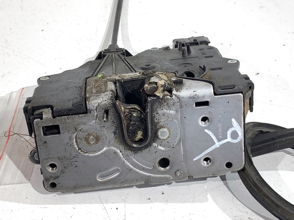 [STARK-867516] Cerradura de puerta trasera derecha FIAT Ducato Autobus (250) 2006-2022