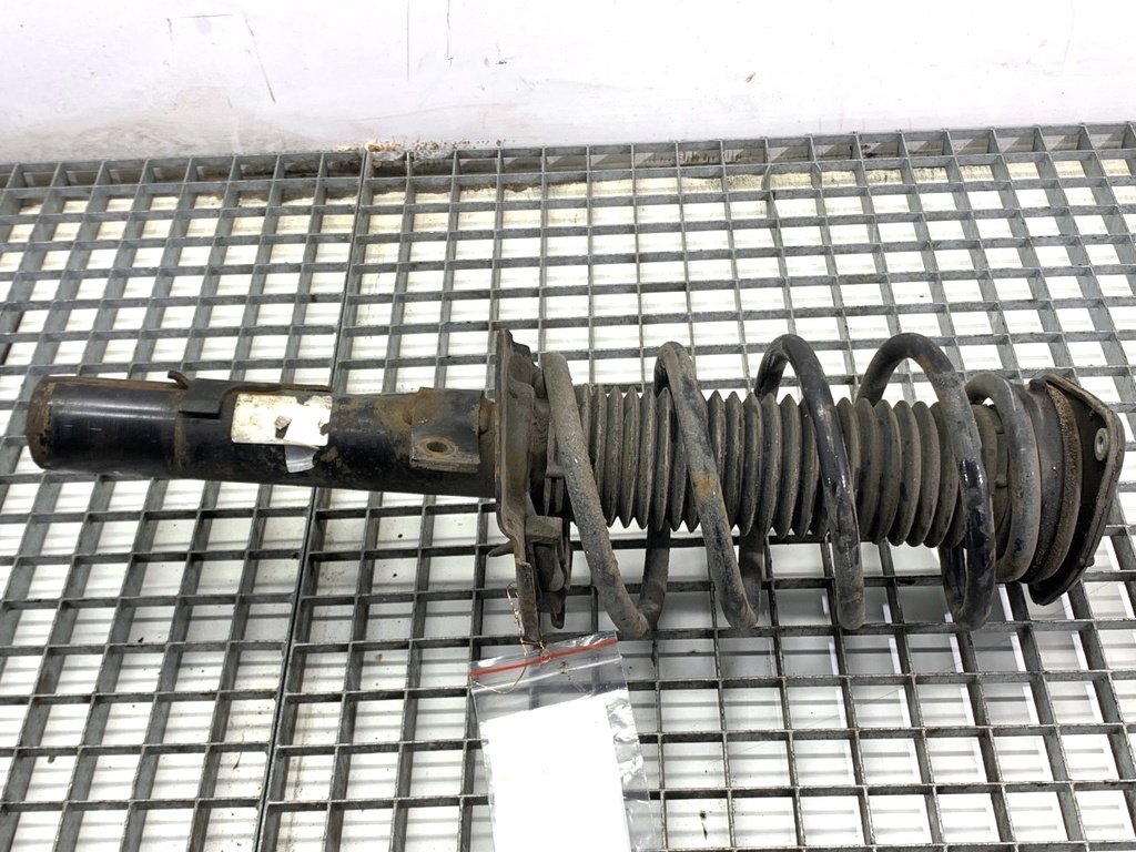 [STARK-868503] Amortiguador delantero derecho Ford Focus III Turnier 2010-2022