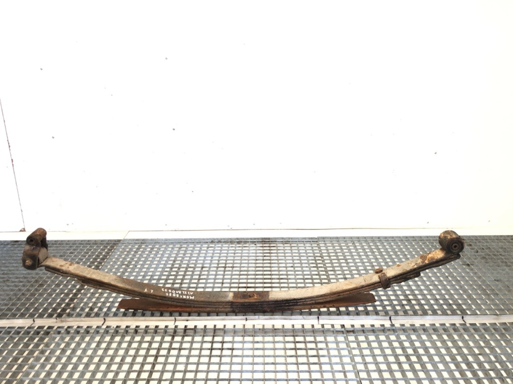 [STARK-874759] Amortiguador trasero izquierdo Mercedes-Benz T1 Autobus (602) 1977-1996