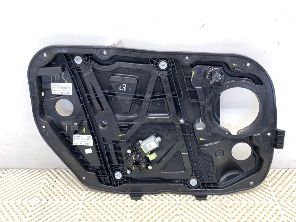 [STARK-877451] Elevador de ventanilla delantero izquierdo KIA CEED (CD) 2018-2022 1.0 T-GDI