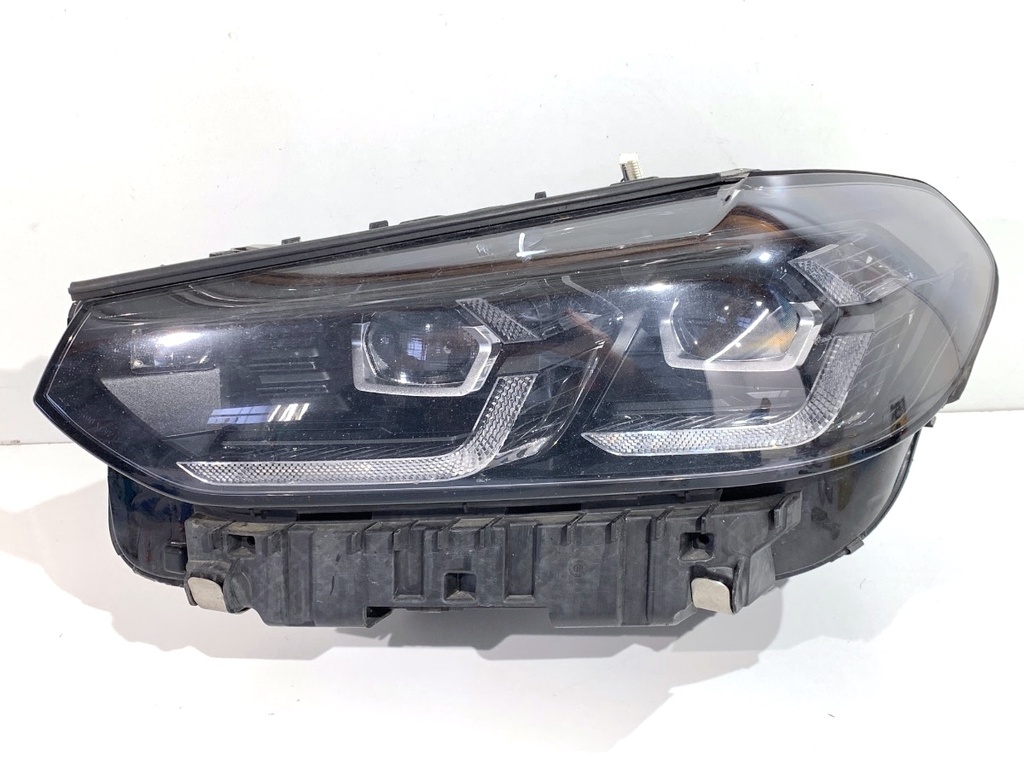 [STARK-878725] Faros delanteros izquierdo BMW X4 (G02, F98) 2018-2022