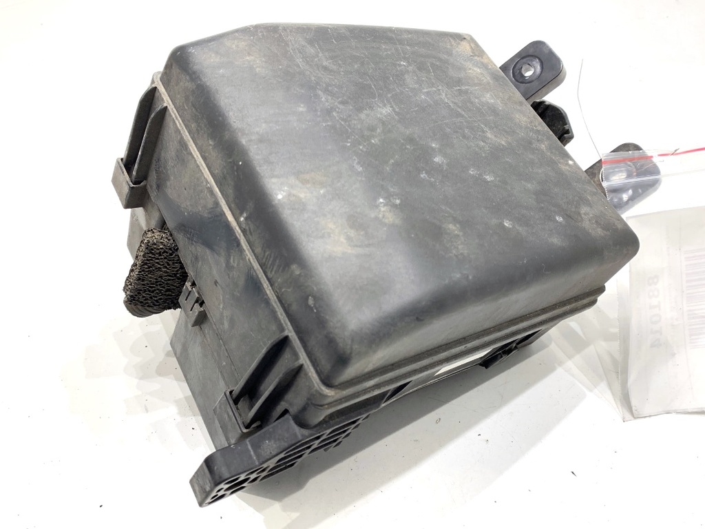 [STARK-881014] Caja de fusibles KIA Sportage III (SL) 1.7 CRDi 116 CV 2010-2022