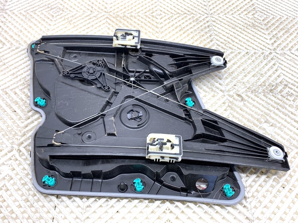 [STARK-883751] Elevador de ventana delantero izquierdo SKODA OCTAVIA IV (NX3, NN3) 2020-2022