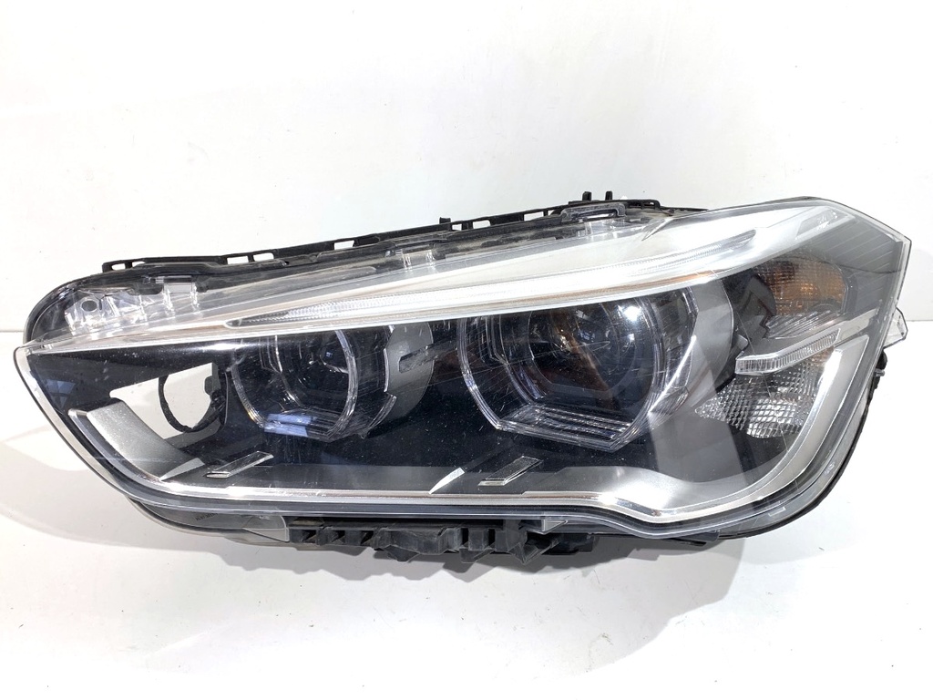 [STARK-881127] Faros delanteros izquierdos BMW X1 (F48) 2014-2022