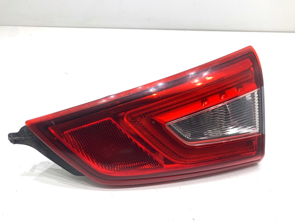 [STARK-886236] Piloto trasero derecho NISSAN QASHQAI II SUV (J11, J11_) 2013-2022
