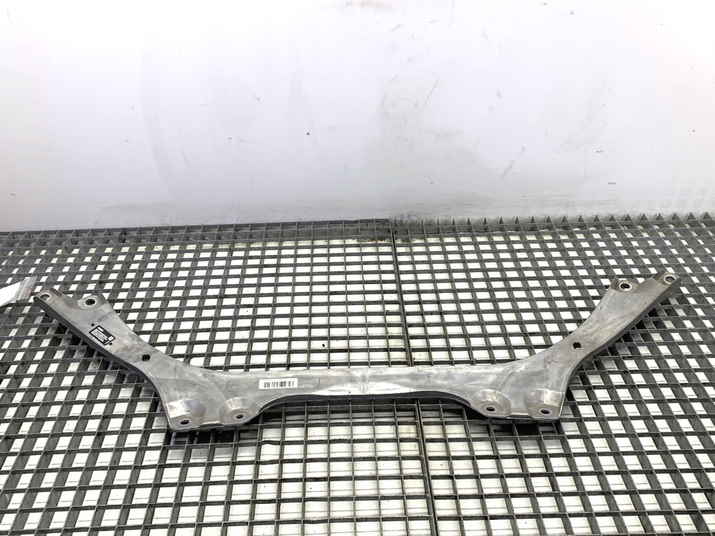 [STARK-896311] Refuerzo superior BMW Serie 5 Touring (G31) 530e 2020-2022