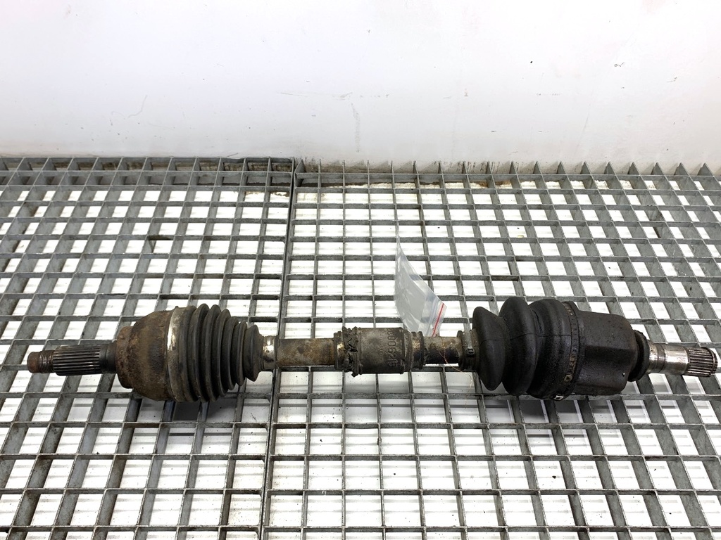 [STARK-898512] Palier delantero izquierdo Mazda 5 (CR19) 1.8 85 kW 2005-2010