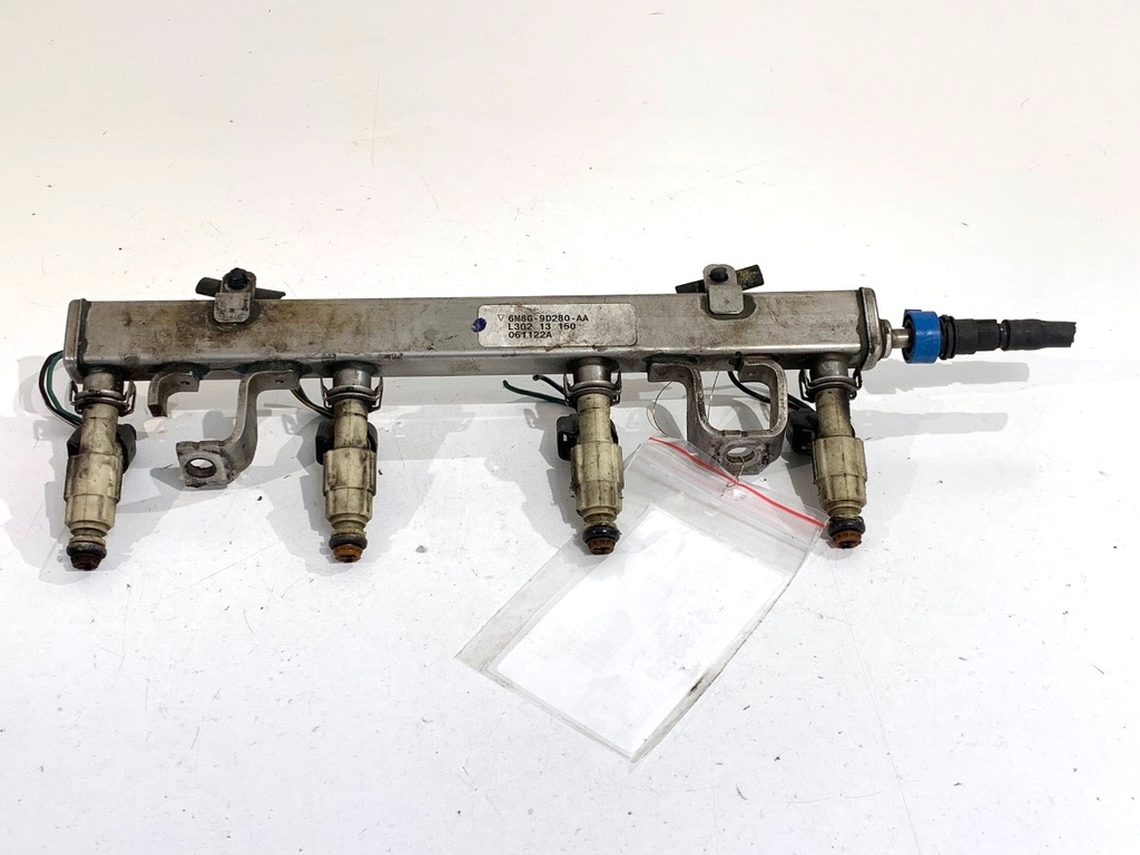 [STARK-898516] Rail de combustible MAZDA 5 (CR19) 1.8 gasolina 2005-2010