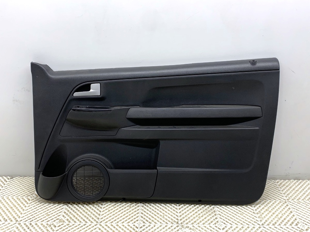 [STARK-903603] Panel de puerta delantero derecho VW Fox liftback (5Z1, 5Z3, 5Z4) 2003-2015