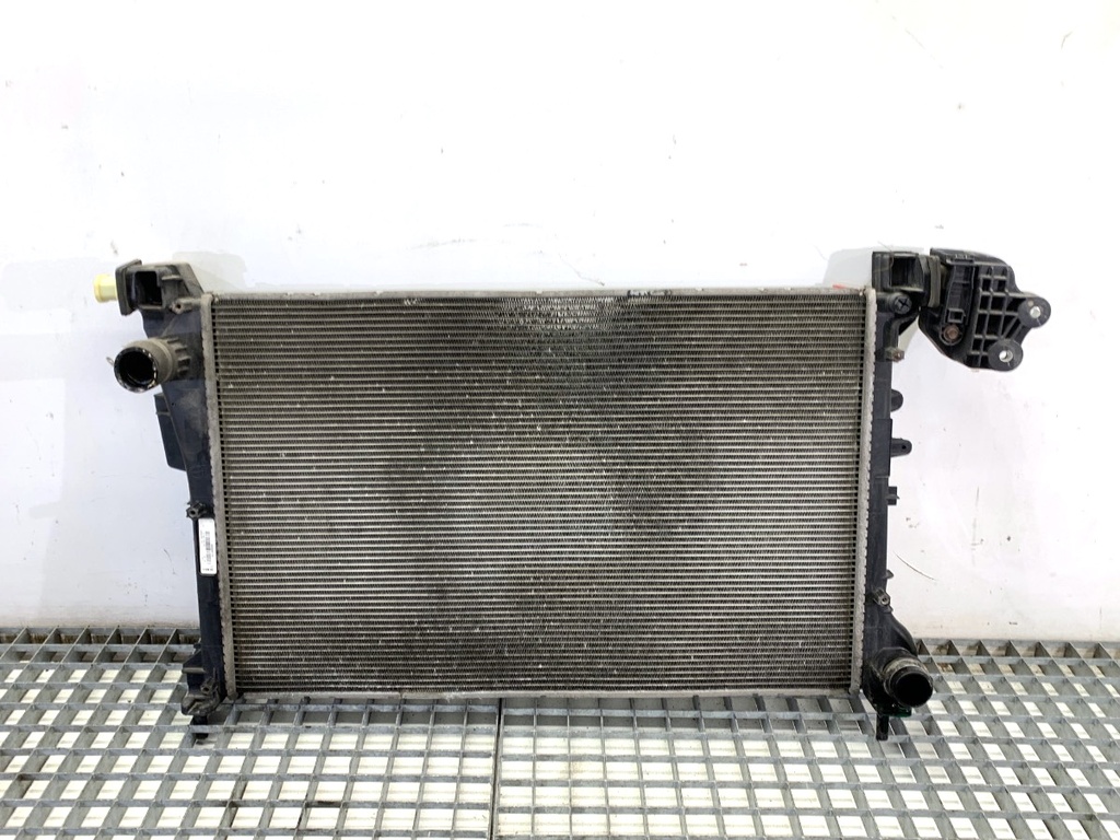 [STARK-910488] Radiador de agua FIAT TIPO sedan (356_) 1.6 81 kW 2015-2022
