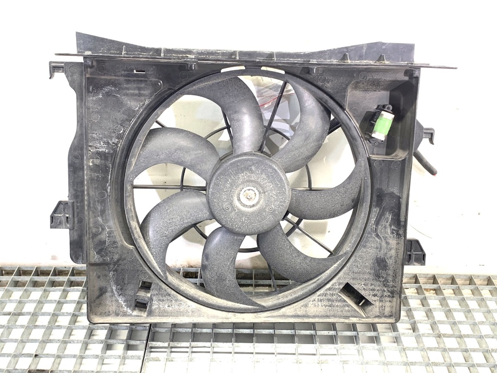 [STARK-911171] Ventilador del radiador KIA Rio III sedán (UB) 1.25 CVVT 2011-2017