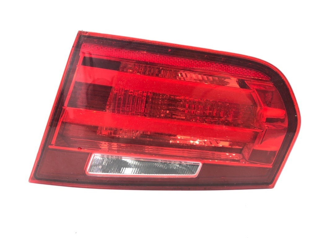 [STARK-913630] Piloto trasero derecho BMW Serie 3 (F30, F80) 2011-2018