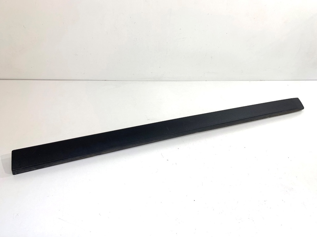 [STARK-917254] Panel de puerta delantero derecho PEUGEOT 2008 I (CU_) 1.2 VTi 9678406677