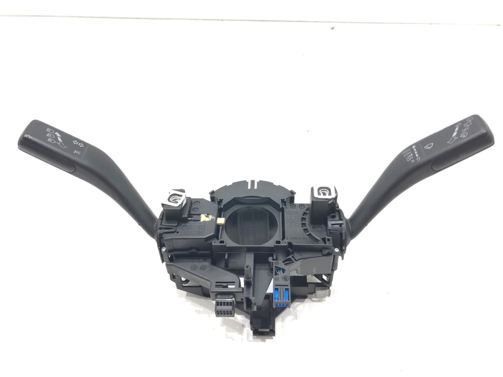 [STARK-618432] Combinado de luces SKODA Octavia II (1Z3) 1.6 FSI 85 kW 2004-2008