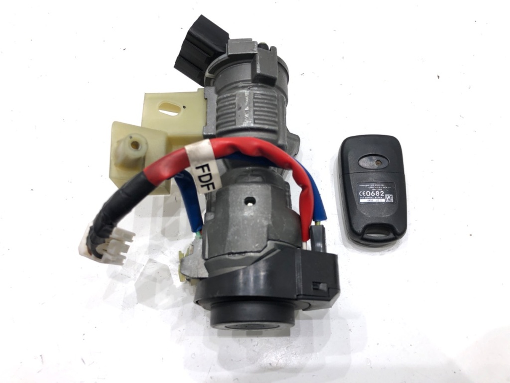 [STARK-683885] Portavasos Hyundai Elantra V (MD, UD) 1.6 gasolina 2011-2015