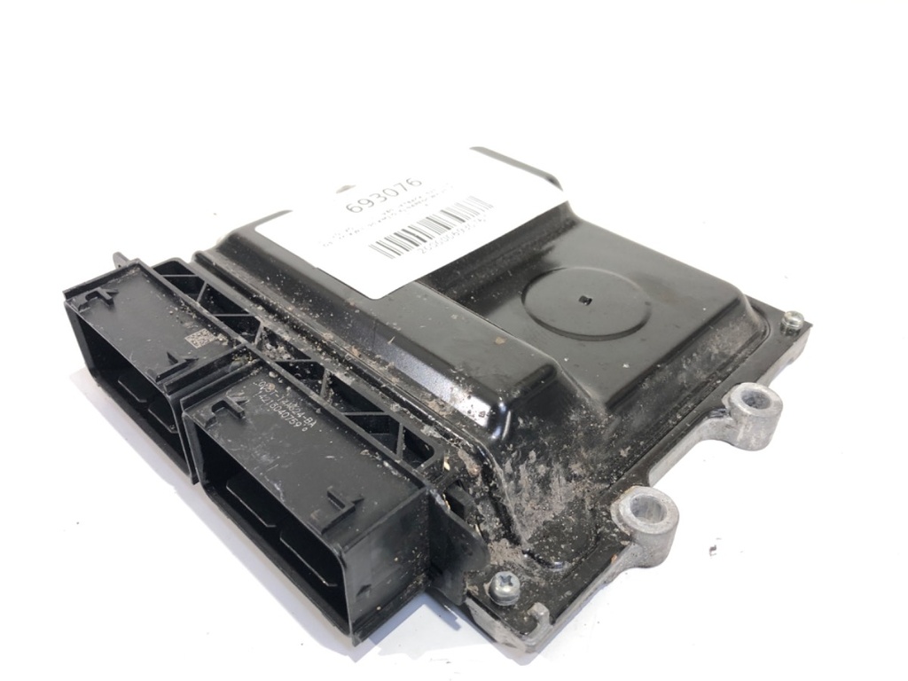 [STARK-693076] Centralita motor VOLVO V40 liftback (525, 526) D4 140 kW 2014-2022
