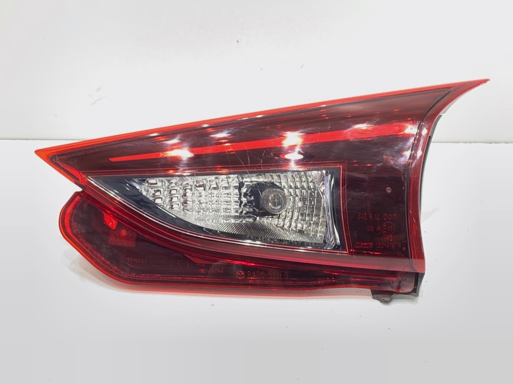 [STARK-701375] Piloto trasero derecho MAZDA 3 (BM, BN) 2013-2022