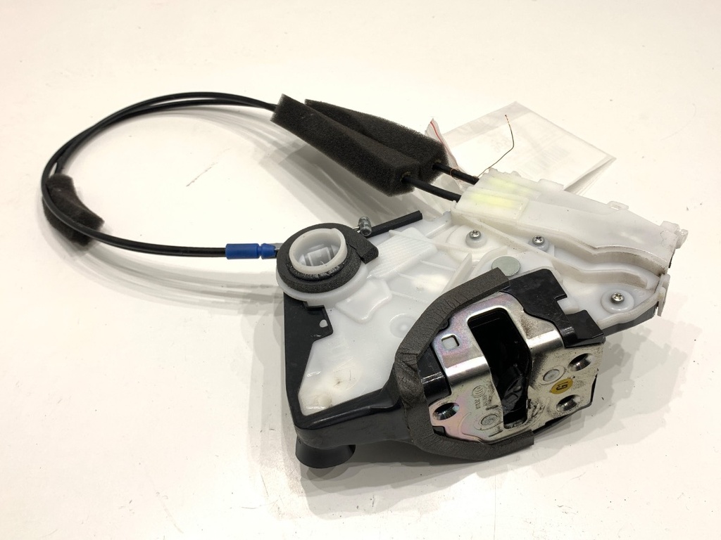 [STARK-709596] Cerradura de puerta delantera izquierda HONDA JAZZ IV (GK_) 1.3 75 kW 2015-2022