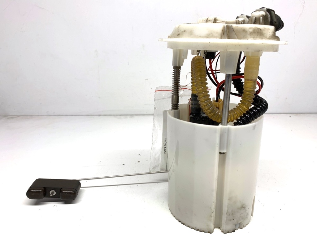 [STARK-729781] Bomba de combustible Renault Scénic III 1.6 dCi 96 kW 172028171R 0580203109