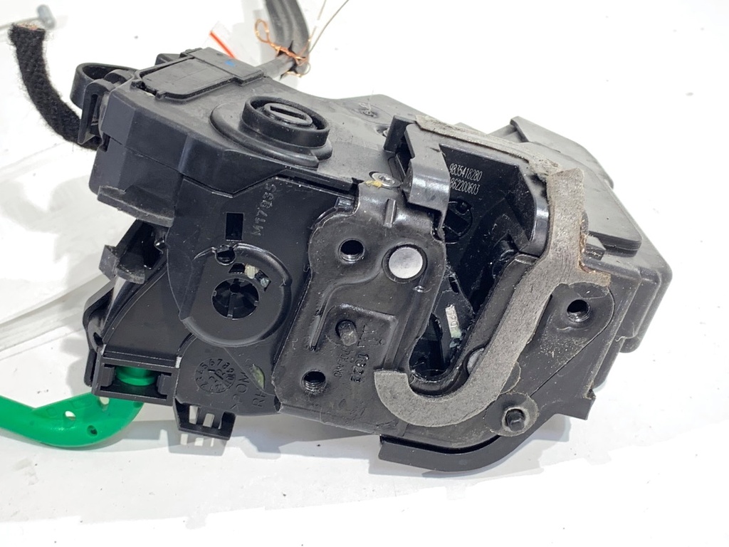 [STARK-794216] Cerradura de puerta trasera derecha PEUGEOT 308 SW III (FC_, FJ_, FR_, F4_) 2021-2022