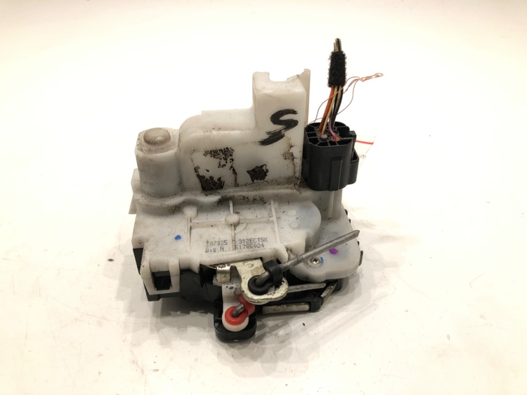 [STARK-797518] Cerradura de puerta delantera izquierda FIAT 500 (312_) 1.2 51 kW 2007-2022