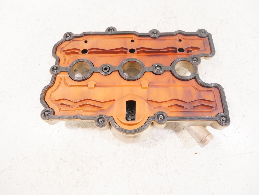 [MTD-439321] Tapa de válvulas Audi A4 S4 A5 3.0 Quattro CAKA CAK 06E103471P