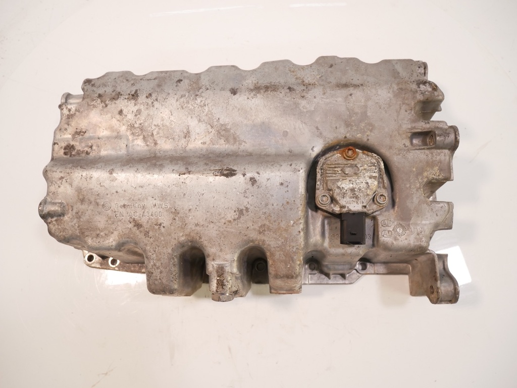 [MTD-447702] Cárter de aceite Audi A3, Skoda Superb, VW Golf Passat 2.0 TDI CBB CBBB 03G103603AD